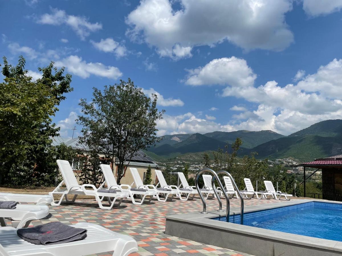 Kamar Hotel Ijevan Extérieur photo